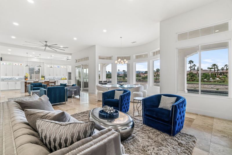 Living room with views to the fairway