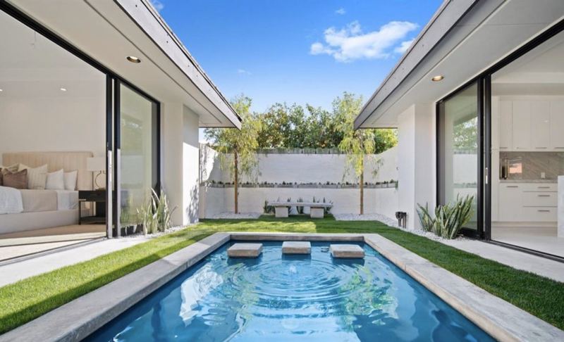 Courtyard pool between bedroom wings